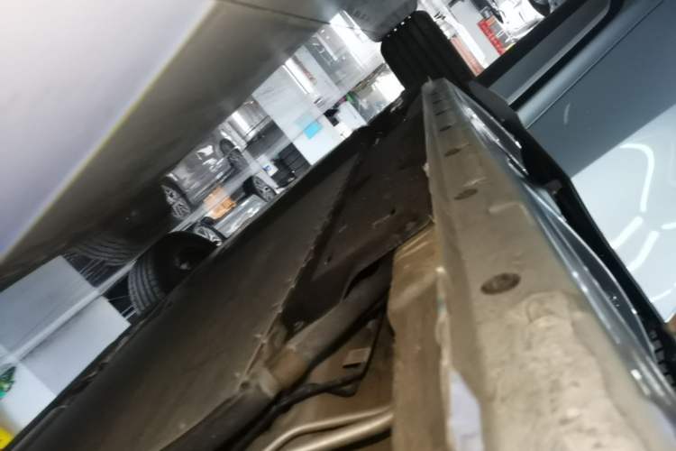 Used Geely Galaxy Xingjian 7 EM-i 2025 120km Exploration+ Version Right Side Sill