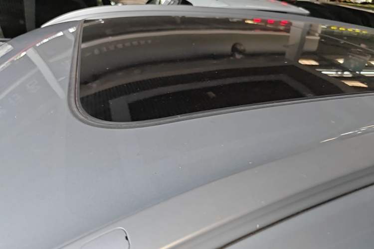 Used Geely Galaxy Xingjian 7 EM-i 2025 120km Navigator Edition Roof