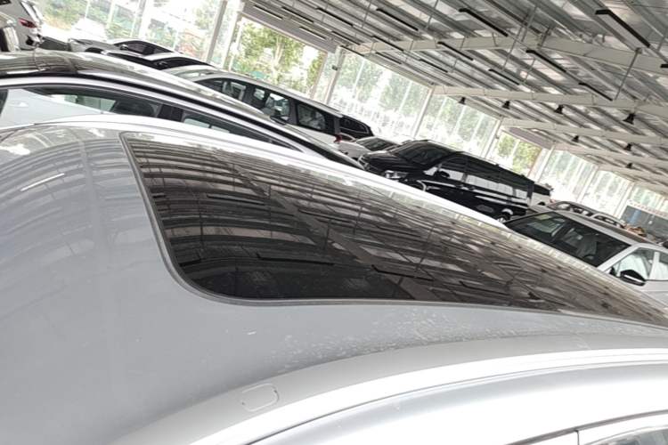 Used Geely Galaxy Xingjian 7 EM-i 2025 120km Navigator Edition Roof