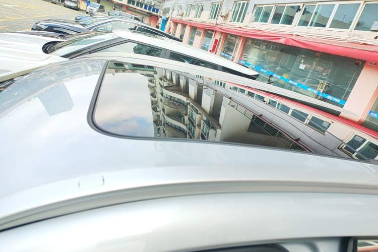 Used Geely Galaxy Xingjian 7 EM-i 2025 120km Exploration+ Version Roof