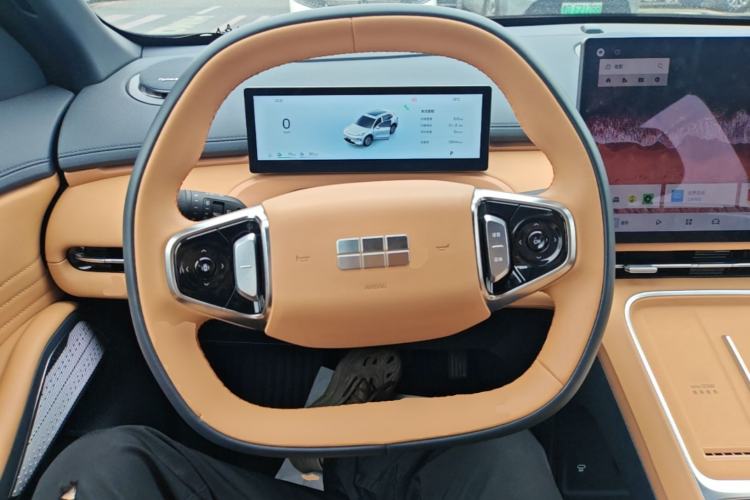 Used Geely Galaxy Xingjian 7 EM-i 2025 120km Navigator Edition Steering Wheel