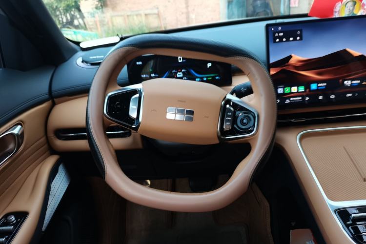 Used Geely Galaxy Xingjian 7 EM-i 2025 120km Launch+ Version Steering Wheel