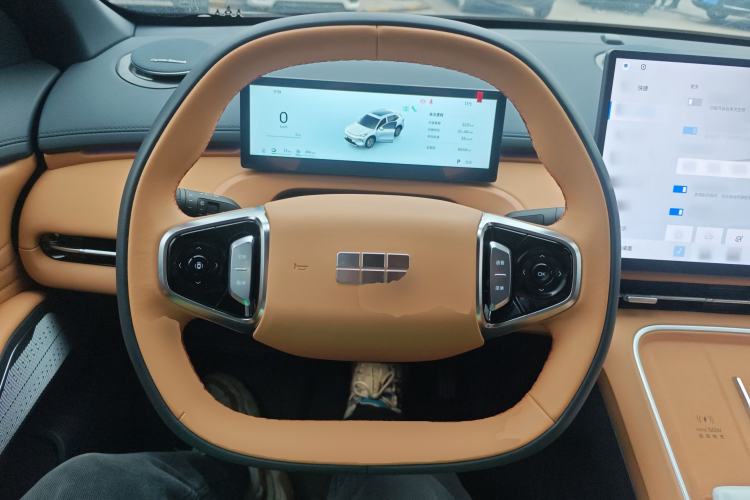 Used Geely Galaxy Xingjian 7 EM-i 2025 120km Navigator Edition Steering Wheel
