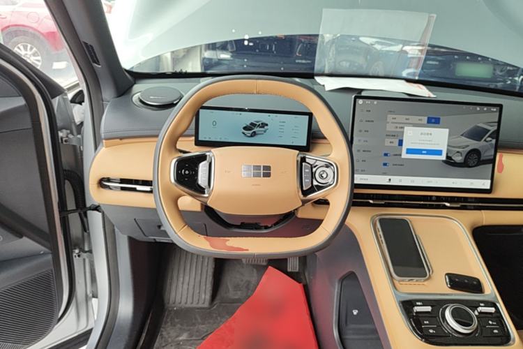 Used Geely Galaxy Xingjian 7 EM-i 2025 120km Navigator Edition Steering Wheel