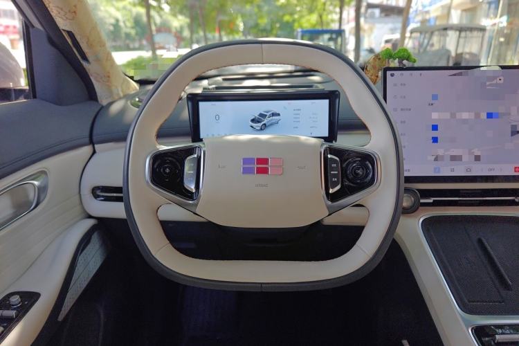 Used Geely Galaxy Xingjian 7 EM-i 2025 120km Navigator Edition Steering Wheel