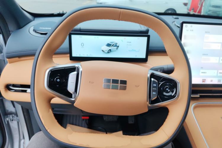 Used Geely Galaxy Xingjian 7 EM-i 2025 120km Navigator Edition Steering Wheel