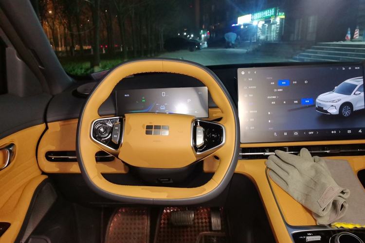 Used Geely Galaxy Xingjian 7 EM-i 2025 120km Launch+ Version Steering Wheel