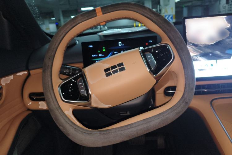 Used Geely Galaxy Xingjian 7 EM-i 2025 120km Launch+ Version Steering Wheel