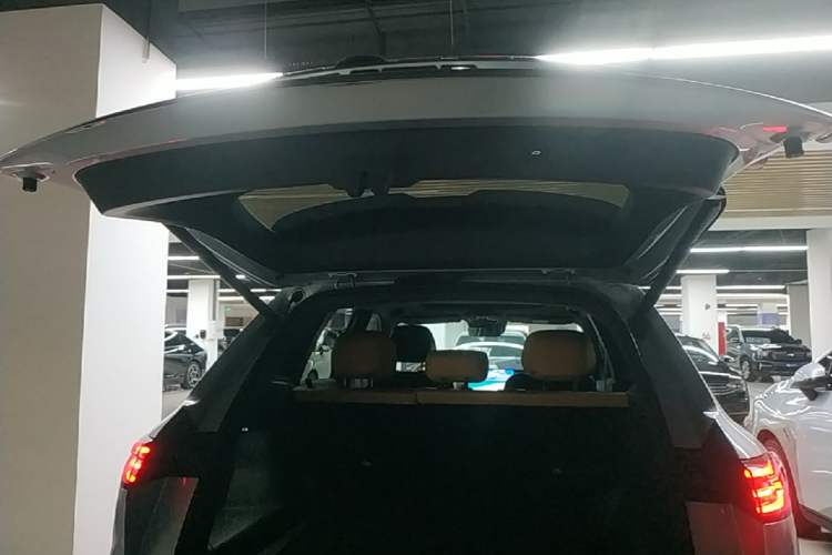 Used Geely Galaxy Xingjian 7 EM-i 2025 120km Exploration+ Version Trunk