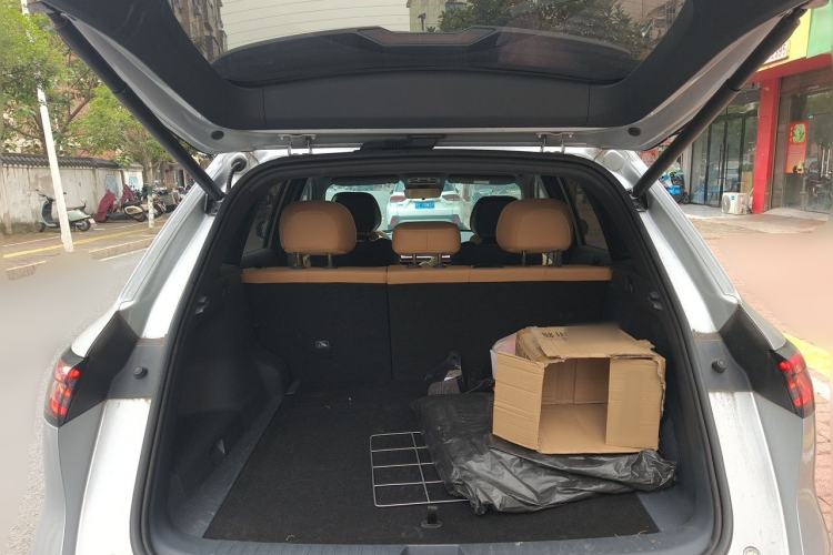 Used Geely Galaxy Xingjian 7 EM-i 2025 120km Exploration+ Version Trunk