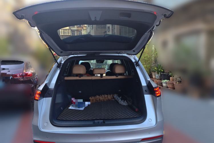Used Geely Galaxy Xingjian 7 EM-i 2025 120km Launch+ Version Trunk