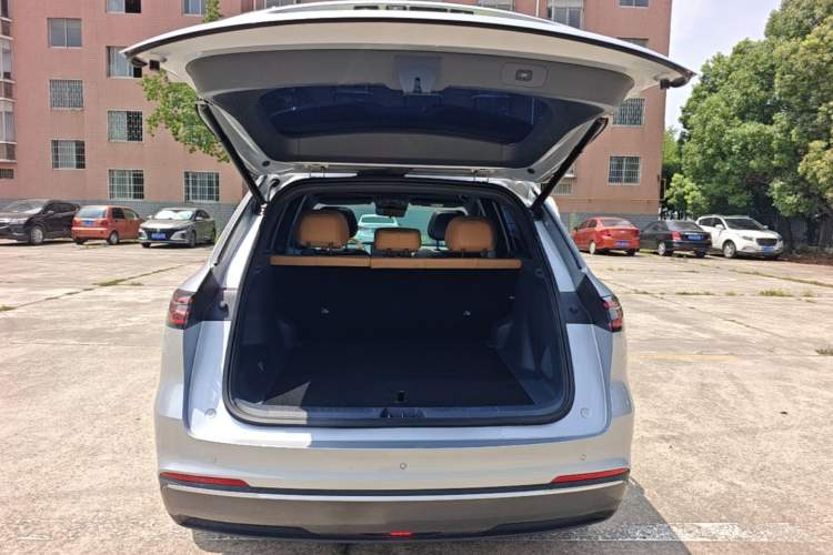 Used Geely Galaxy Xingjian 7 EM-i 2025 120km Navigator Edition Trunk