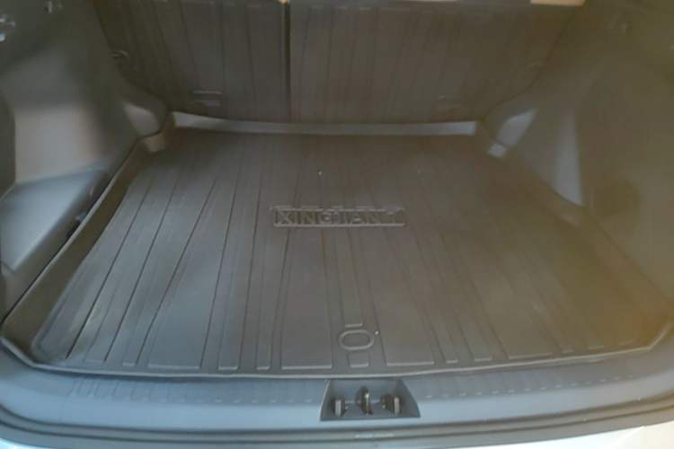 Used Geely Galaxy Xingjian 7 EM-i 2025 120km Exploration+ Version Trunk