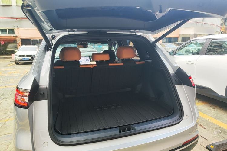 Used Geely Galaxy Xingjian 7 EM-i 2025 120km Exploration+ Version Trunk