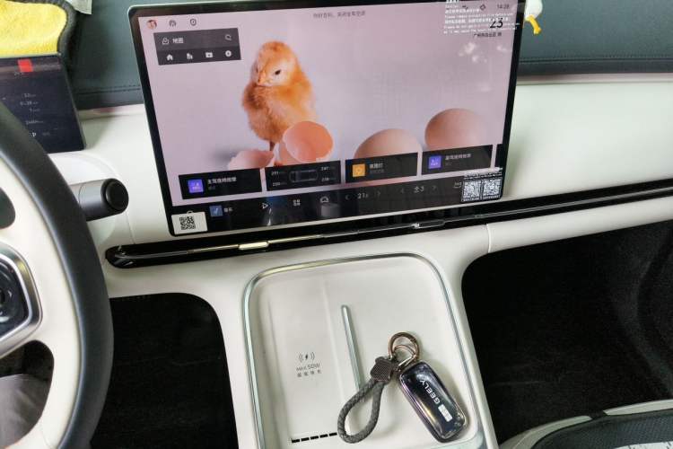 Used Geely Galaxy Xingjian 7 EM-i 2025 120km Navigator Edition Audio And AC Panel