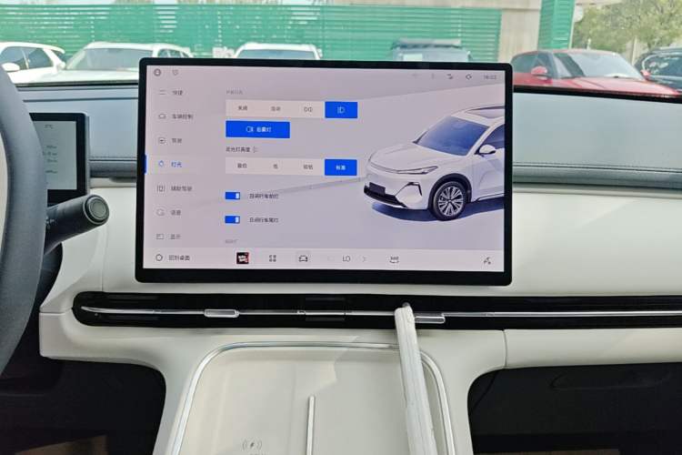 Used Geely Galaxy Xingjian 7 EM-i 2025 120km Exploration+ Version Audio And AC Panel