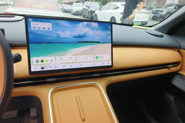 Used Geely Galaxy Xingjian 7 EM-i 2025 120km Exploration+ Version Audio And AC Panel