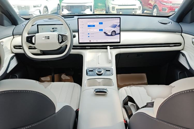 Used Geely Galaxy Xingjian 7 EM-i 2025 120km Exploration+ Version Center Console