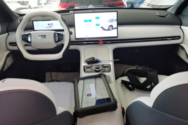 Used Geely Galaxy Xingjian 7 EM-i 2025 120km Exploration+ Version Center Console