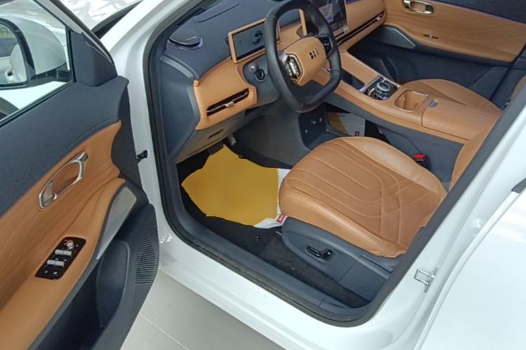 Used Geely Galaxy Xingjian 7 EM-i 2025 120km Navigator Edition Driver Seat