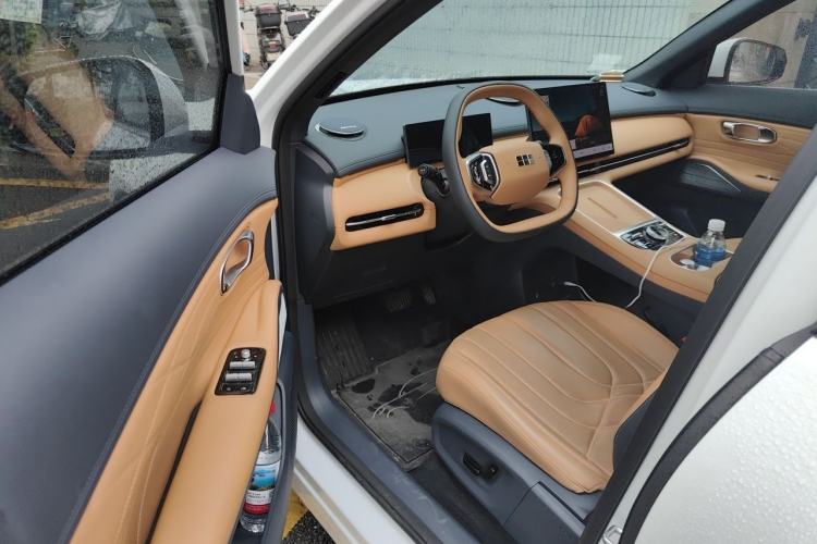 Used Geely Galaxy Xingjian 7 EM-i 2025 120km Launch+ Version Driver Seat