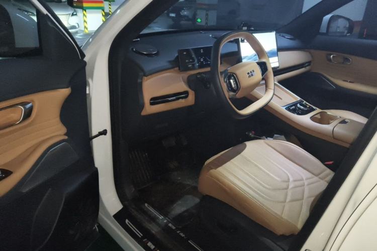 Used Geely Galaxy Xingjian 7 EM-i 2025 120km Launch+ Version Driver Seat