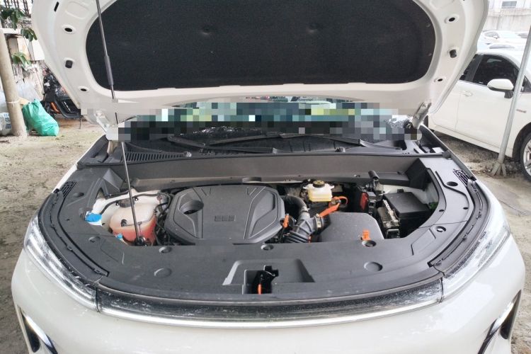 Used Geely Galaxy Xingjian 7 EM-i 2025 120km Navigator Edition Engine Bay