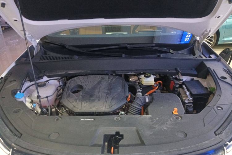 Used Geely Galaxy Xingjian 7 EM-i 2025 120km Launch+ Version Engine Bay