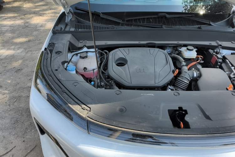 Used Geely Galaxy Xingjian 7 EM-i 2025 55km Exploration Edition Engine Bay Right