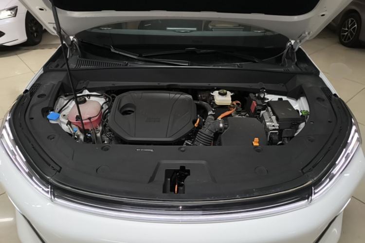 Used Geely Galaxy Xingjian 7 EM-i 2025 120km Launch+ Version Engine Bay