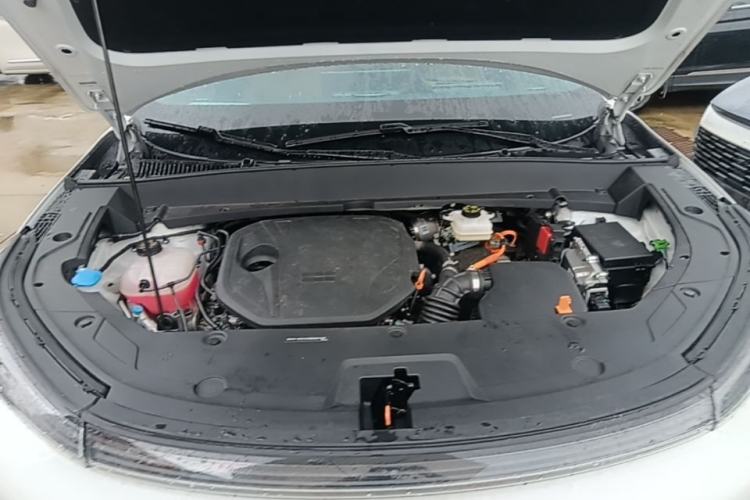 Used Geely Galaxy Xingjian 7 EM-i 2025 120km Launch+ Version Engine Bay