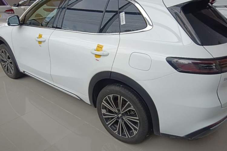 Used Geely Galaxy Xingjian 7 EM-i 2025 120km Navigator Edition Exterior 2