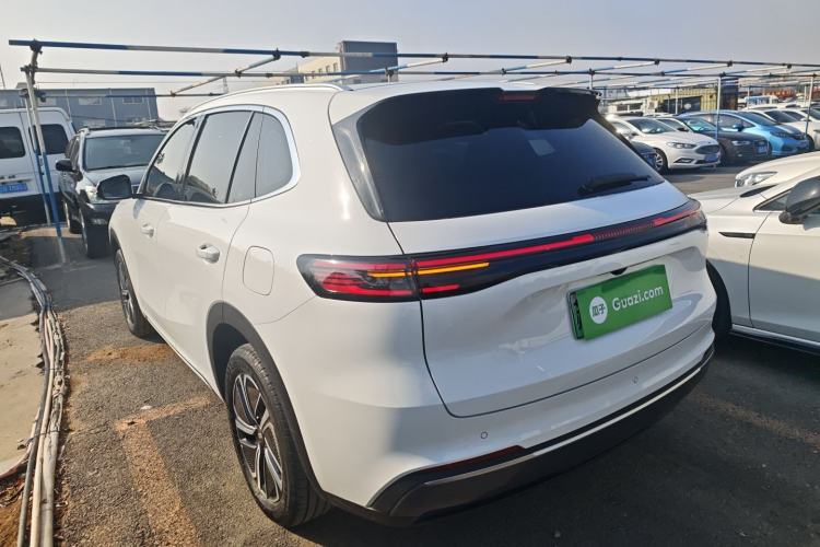 Used Geely Galaxy Xingjian 7 EM-i 2025 120km Launch+ Version Exterior 2