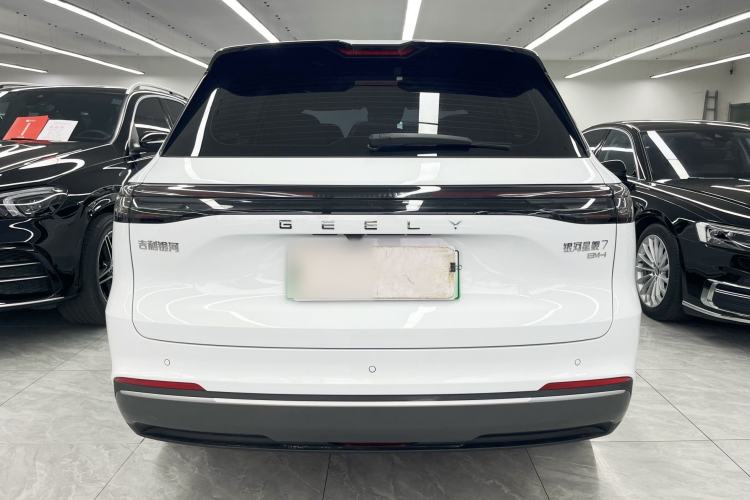 Used Geely Galaxy Xingjian 7 EM-i 2025 120km Exploration+ Version Exterior 4