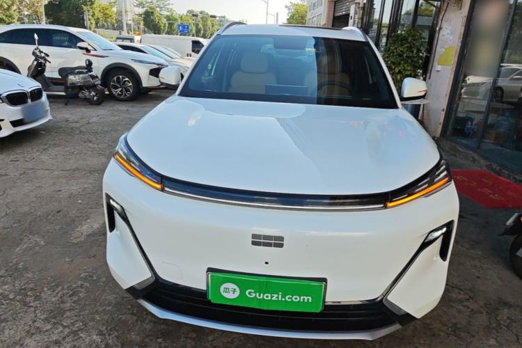 Used Geely Galaxy Xingjian 7 EM-i 2025 120km Launch+ Version Front