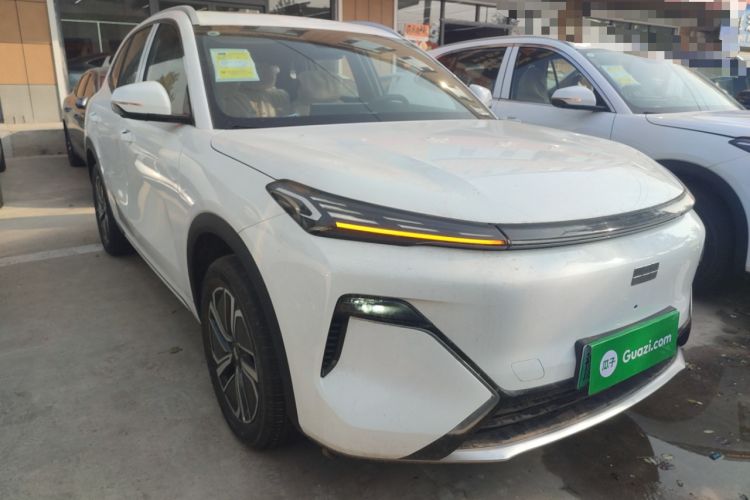 Used Geely Galaxy Xingjian 7 EM-i 2025 120km Launch+ Version Front Right 45 Deg