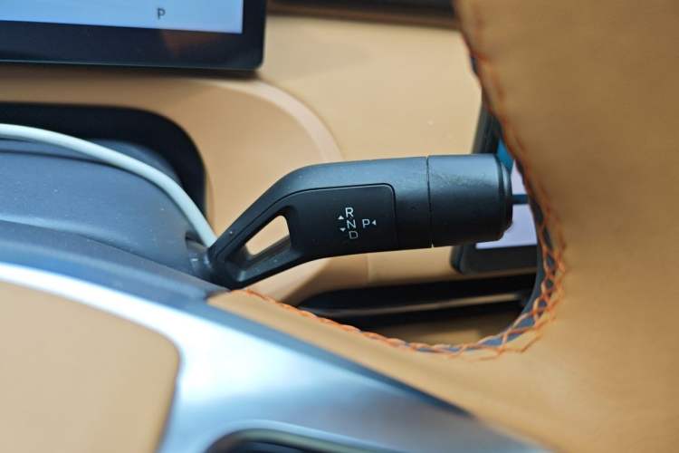 Used Geely Galaxy Xingjian 7 EM-i 2025 120km Exploration+ Version Gear Lever