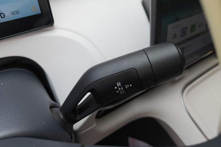 Used Geely Galaxy Xingjian 7 EM-i 2025 120km Exploration+ Version Gear Lever