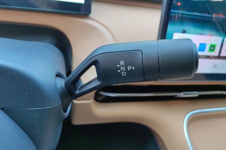 Used Geely Galaxy Xingjian 7 EM-i 2025 120km Exploration+ Version Gear Lever