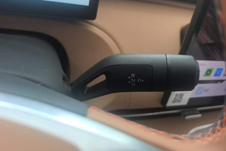 Used Geely Galaxy Xingjian 7 EM-i 2025 120km Exploration+ Version Gear Lever