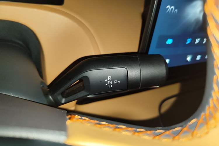 Used Geely Galaxy Xingjian 7 EM-i 2025 120km Exploration+ Version Gear Lever