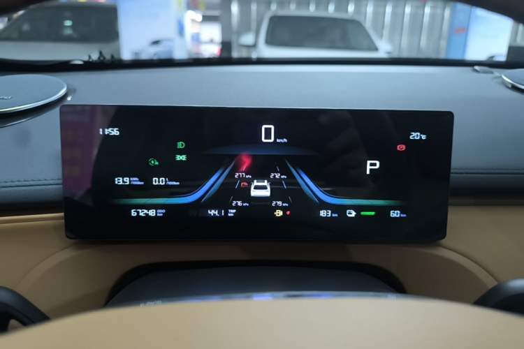 Used Geely Galaxy Xingjian 7 EM-i 2025 120km Launch+ Version Instrument Cluster