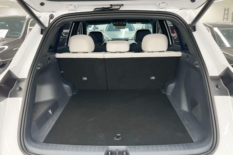 Used Geely Galaxy Xingjian 7 EM-i 2025 120km Exploration+ Version Interior 10