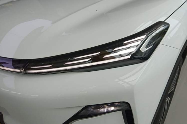 Used Geely Galaxy Xingjian 7 EM-i 2025 120km Navigator Edition Left Front Headlight