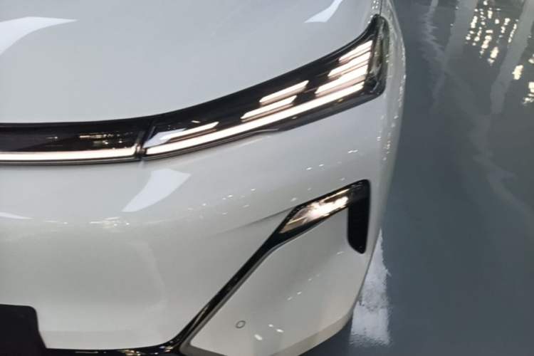 Used Geely Galaxy Xingjian 7 EM-i 2025 120km Exploration+ Version Left Front Headlight