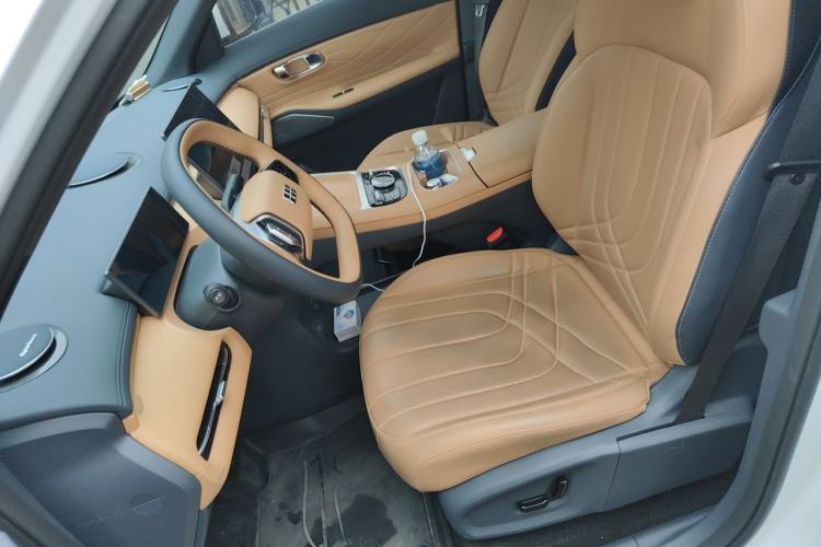 Used Geely Galaxy Xingjian 7 EM-i 2025 120km Launch+ Version Left Front Seat