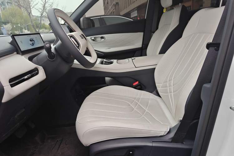 Used Geely Galaxy Xingjian 7 EM-i 2025 120km Exploration+ Version Left Front Seat