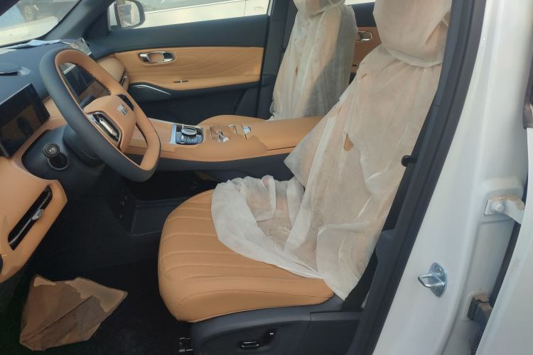 Used Geely Galaxy Xingjian 7 EM-i 2025 120km Launch+ Version Left Front Seat