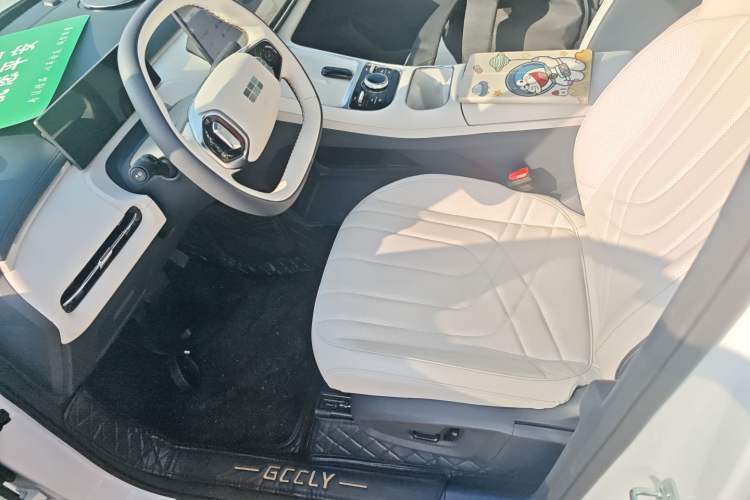 Used Geely Galaxy Xingjian 7 EM-i 2025 120km Launch+ Version Left Front Seat