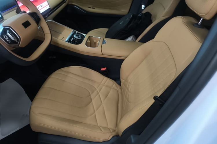 Used Geely Galaxy Xingjian 7 EM-i 2025 120km Exploration+ Version Left Front Seat